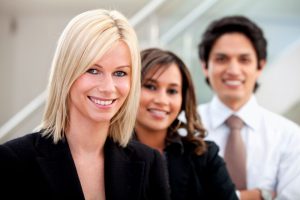 Odpowiedzialność za błędy w AI i automatyzacji: jak Prawnik podchodzi do ryzyka w umowach i regulaminach usług